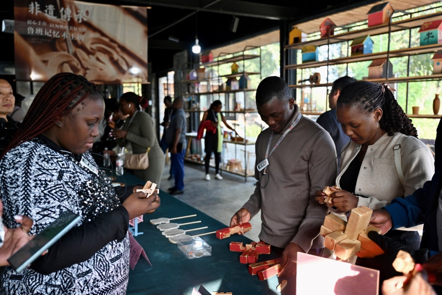 C:\Users\user\Documents\WeChat Files\wxid_an1fk0qrv2ci11\FileStorage\Temp\365f171b482f9eb0bf23c3ea5facb08.jpg