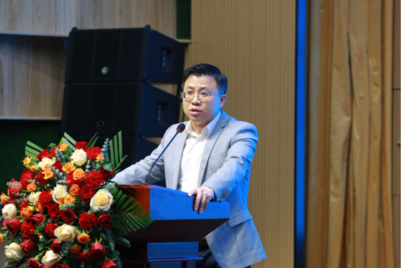 4a8417ec9e04cb87aff9d0faa6a114b