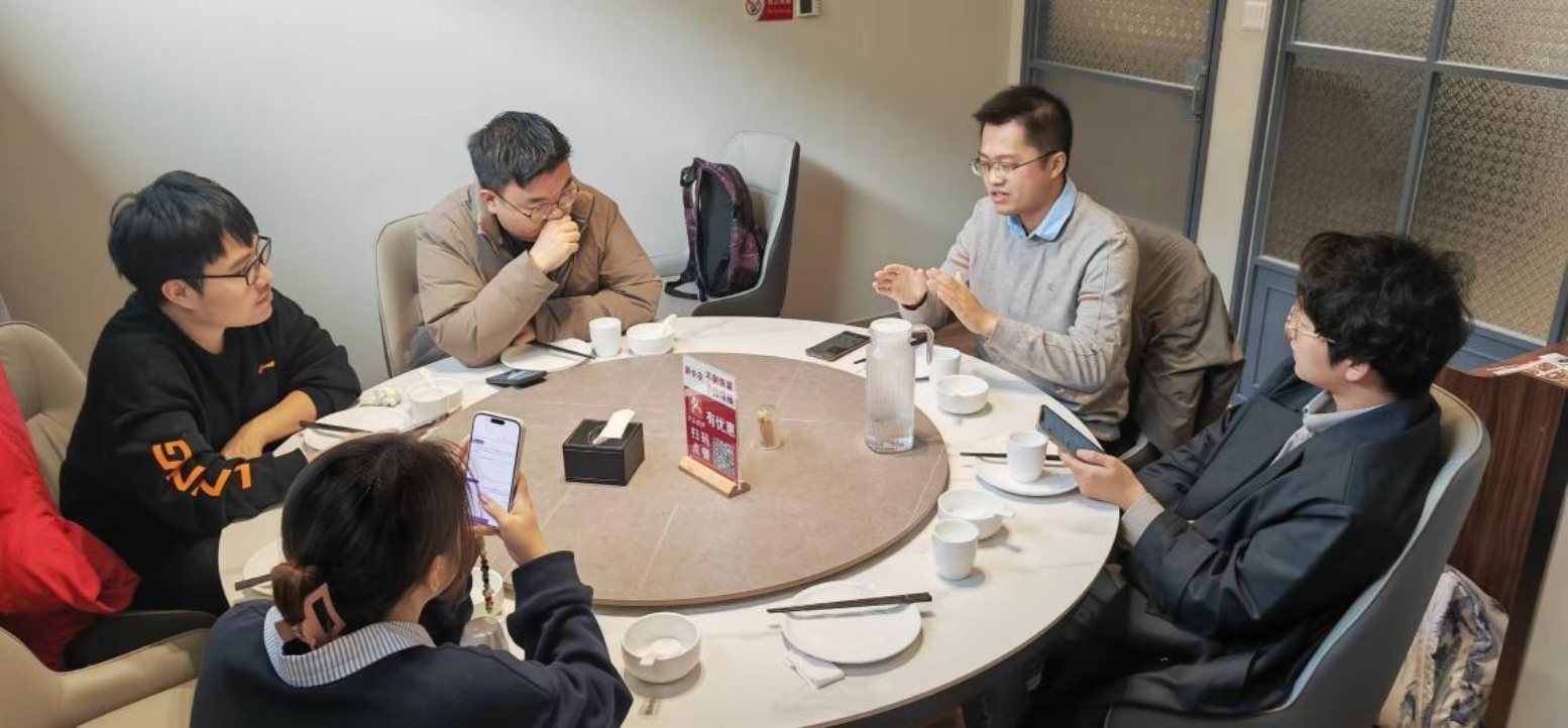 2d43a485b4f90beb899525efe3efeeb